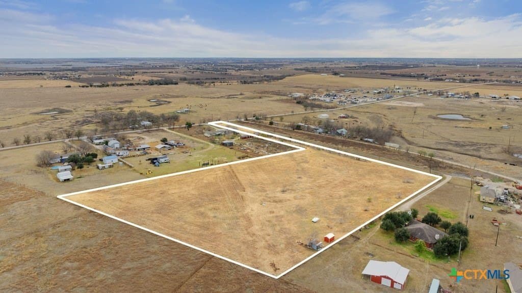 8.44 acres in Travis County - photo 2