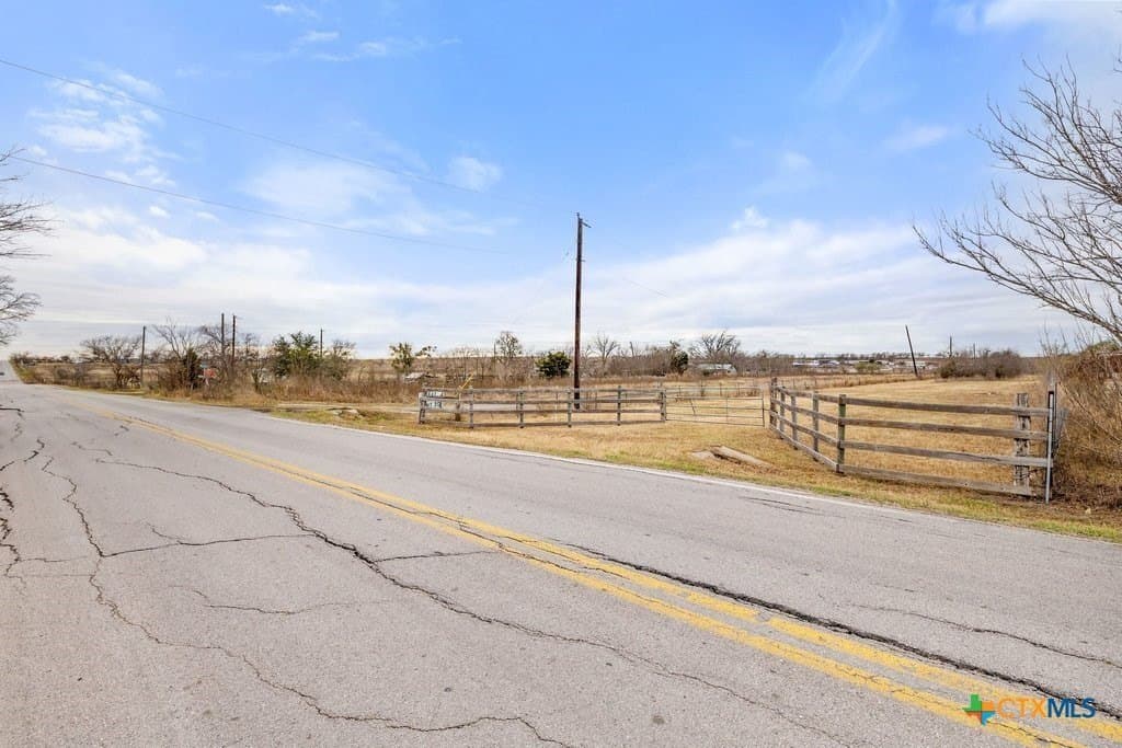 8.44 acres in Travis County - photo 7
