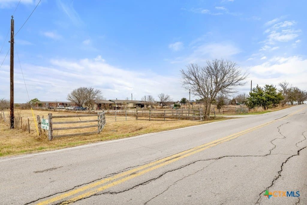 8.44 acres in Travis County - photo 5