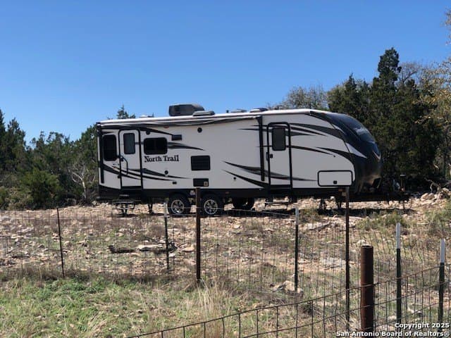 107.05 acres in Edwards County - photo 10