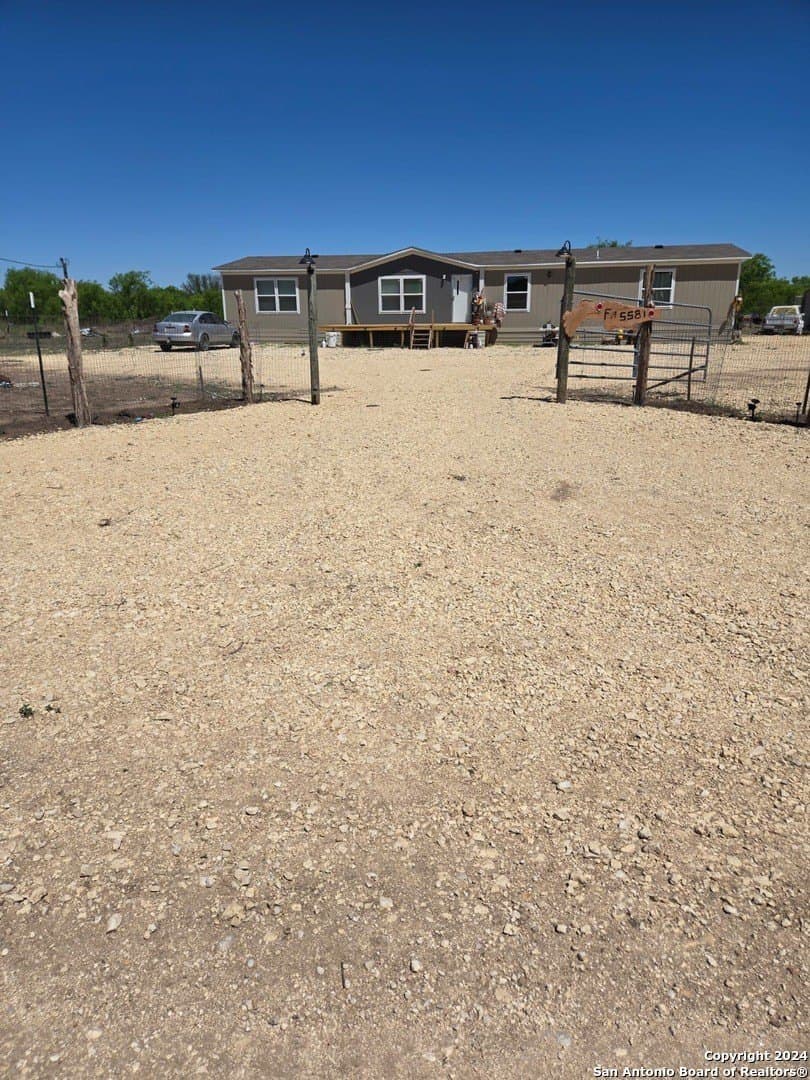 0 acres in Zavala County - photo 18