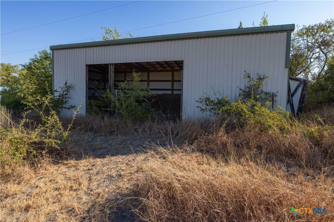 9.72 acres in Bexar County - photo 12