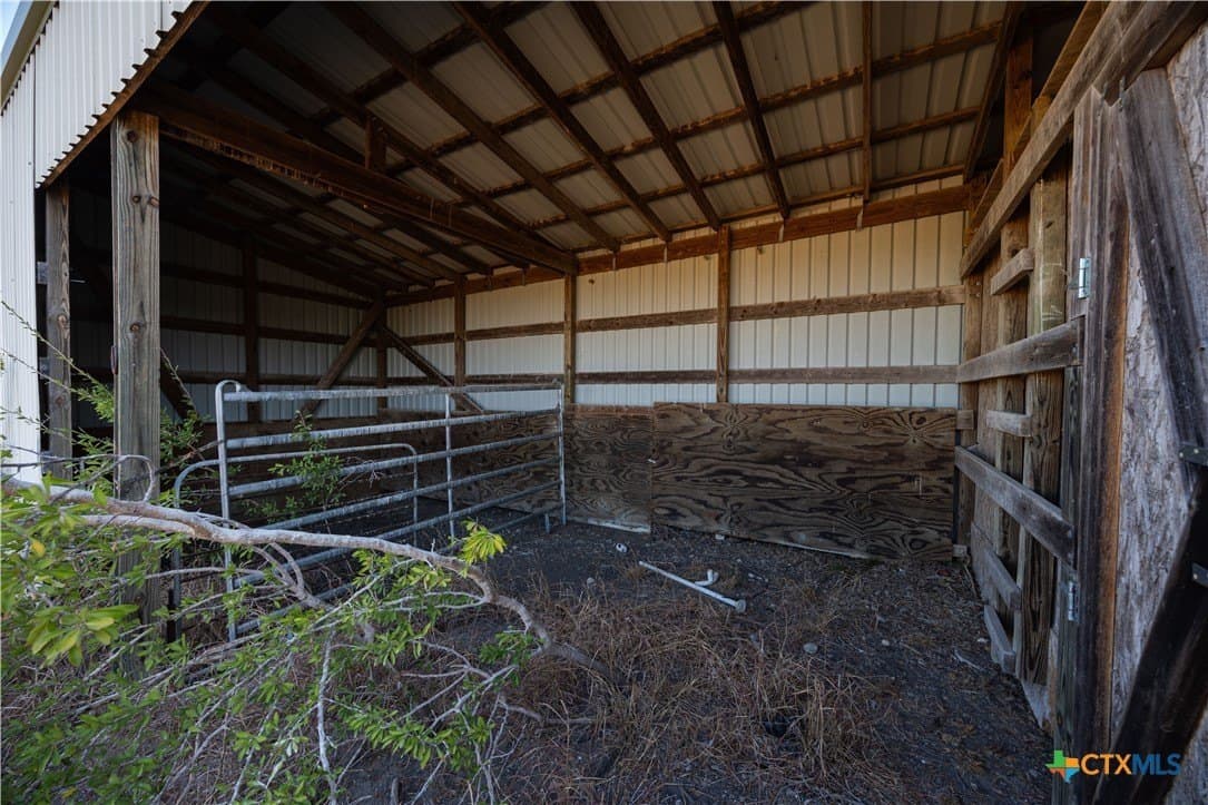 9.72 acres in Bexar County - photo 13