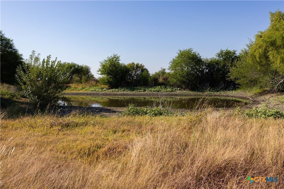 9.72 acres in Bexar County - photo 15