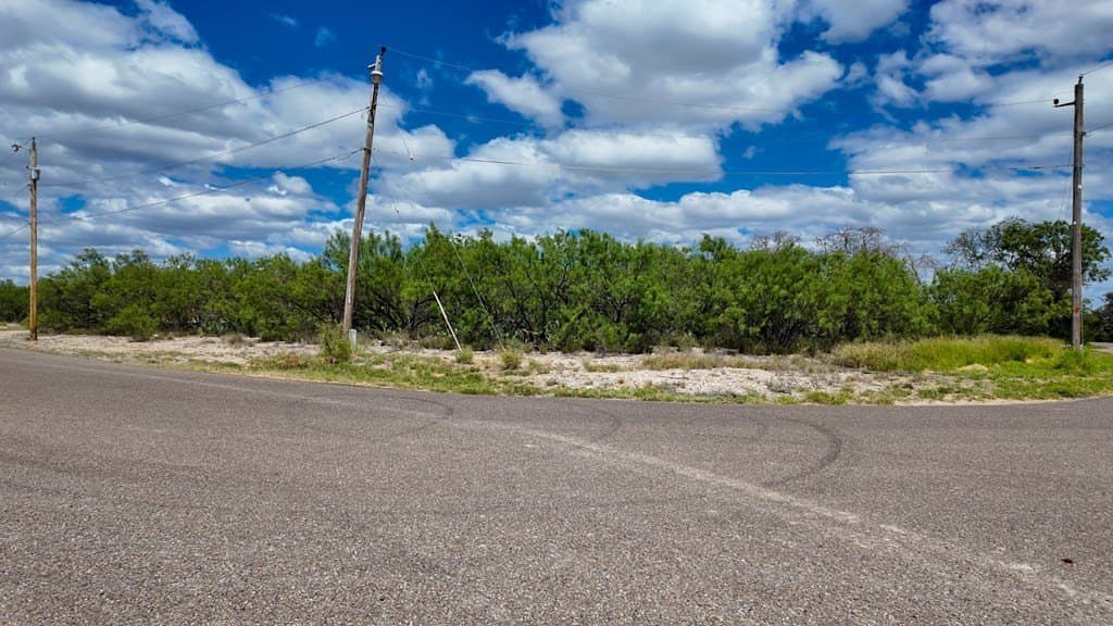 0.46 acres in Maverick County - photo 6