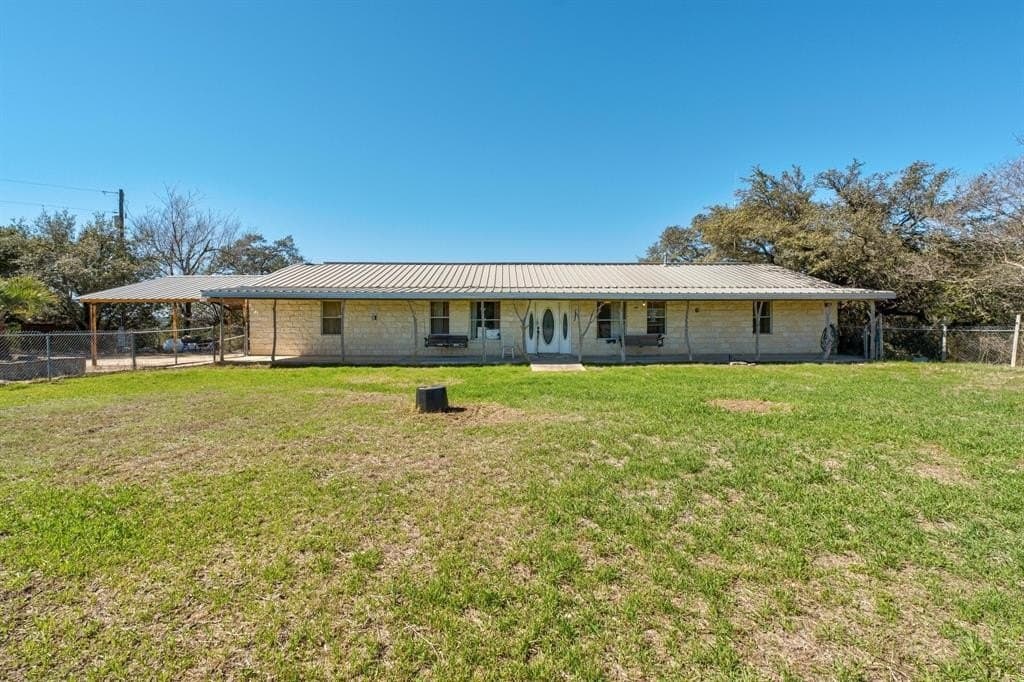 10 acres in Hays County - photo 6