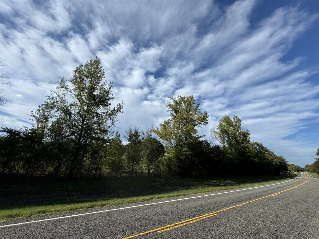 3.55 acres in Red River County - photo 4