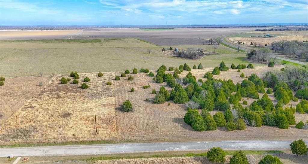 2.01 acres in Navarro County - photo 5