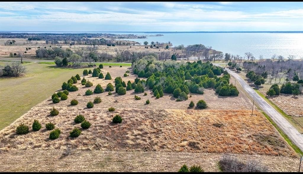 2.01 acres in Navarro County - photo 3