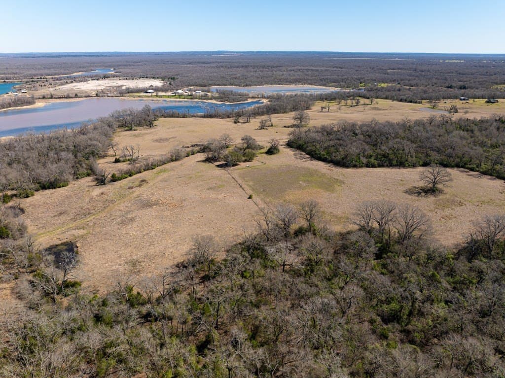 181.17 acres in FREESTONE County - photo 9