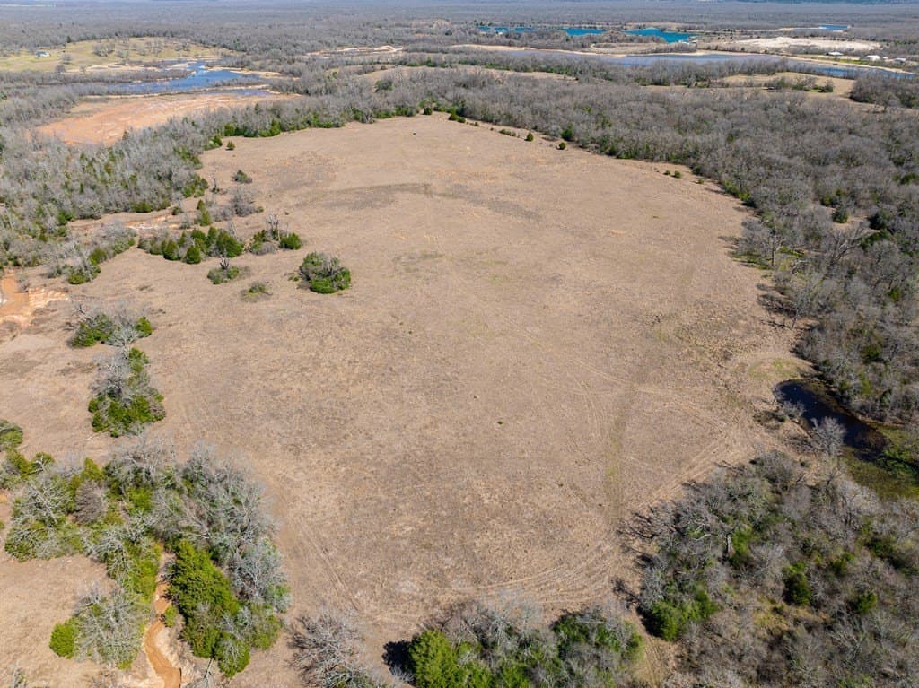 181.17 acres in FREESTONE County - photo 8