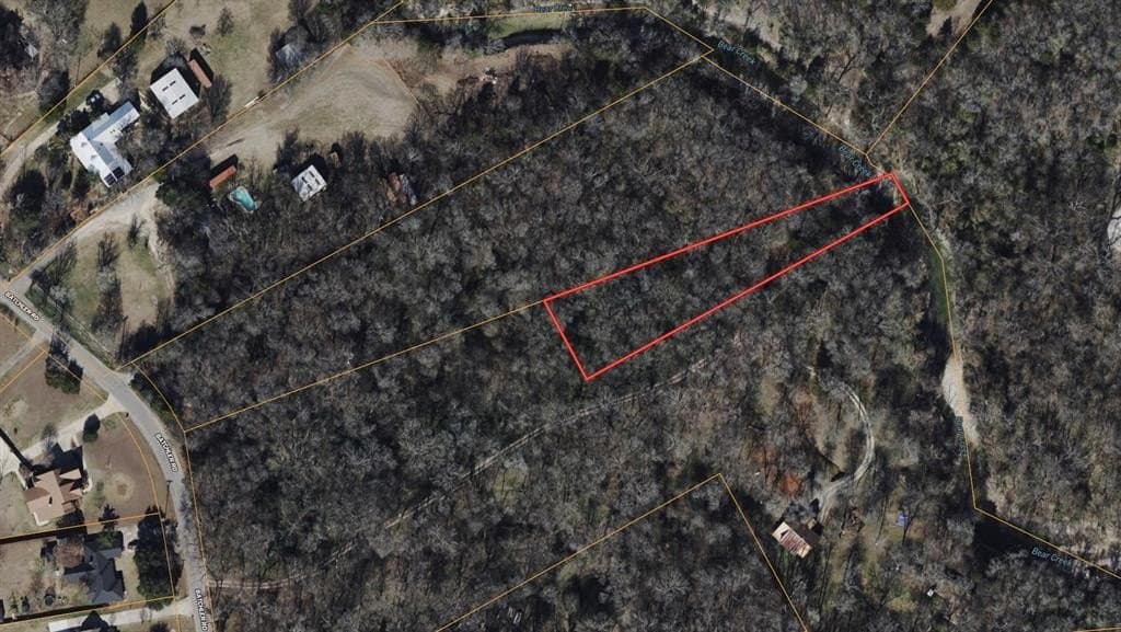0.84 acres in Ellis County - photo 2