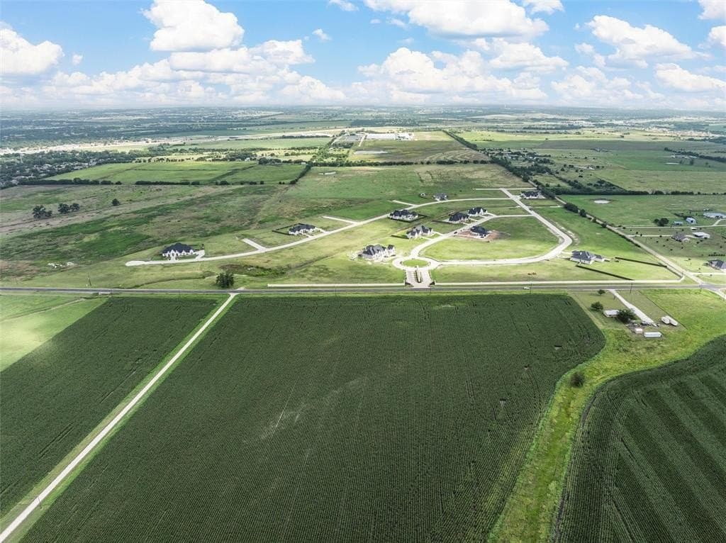 0.61 acres in McLennan County - photo 4