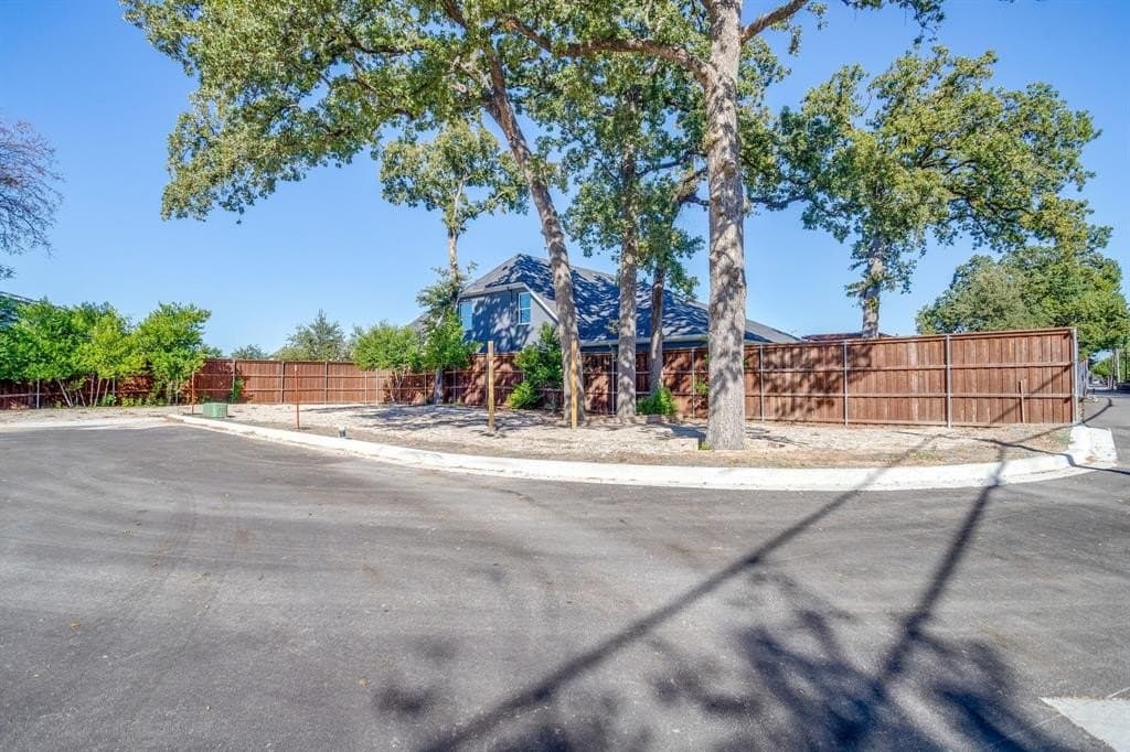 0.11 acres in Tarrant County - photo 3