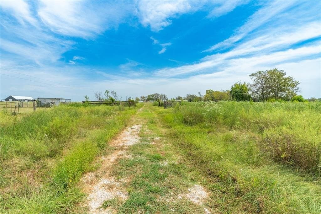 10 acres in Hopkins County - photo 22