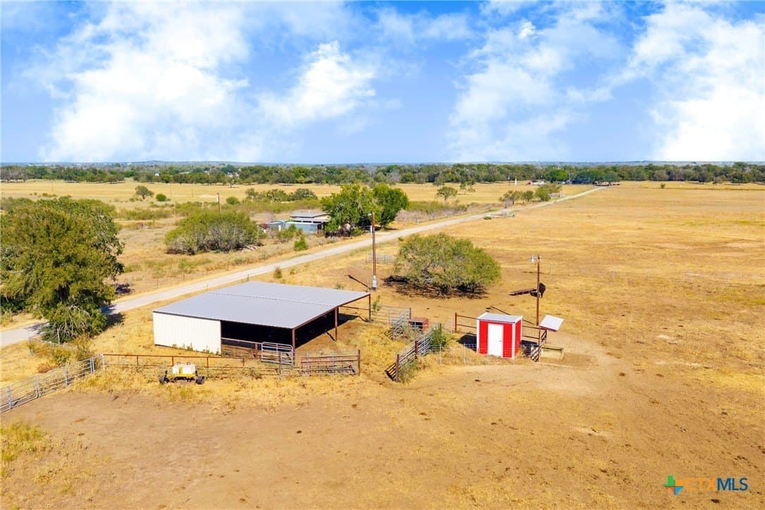 24 acres in Guadalupe County - photo 12
