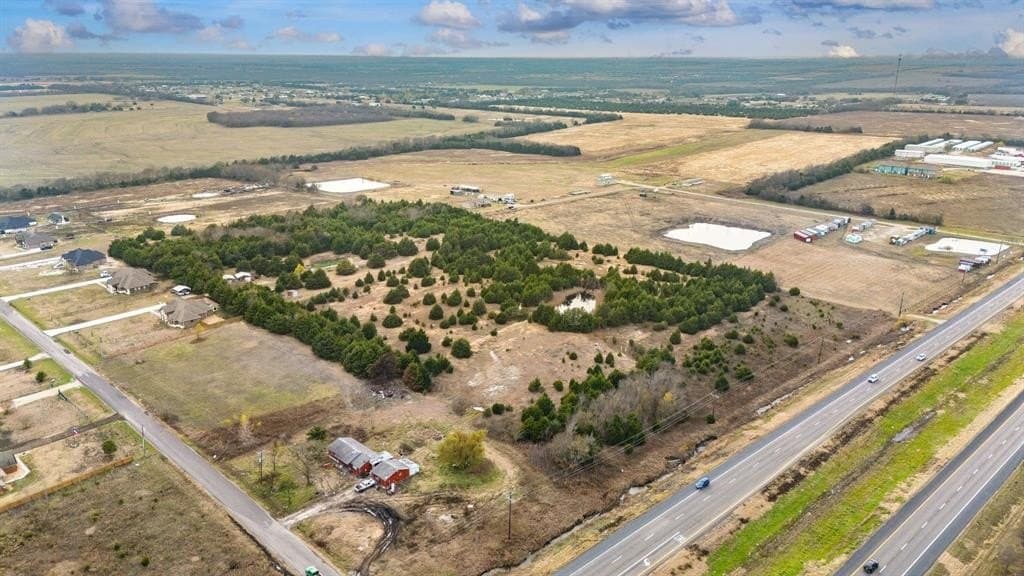 10.4 acres in Hunt County - photo 6