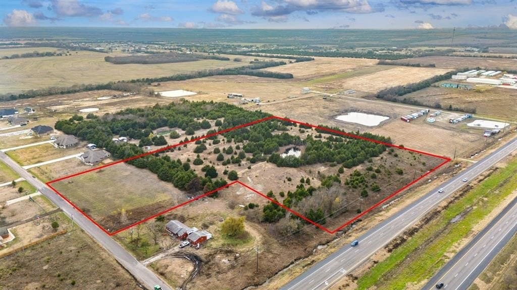 10.4 acres in Hunt County - photo 5