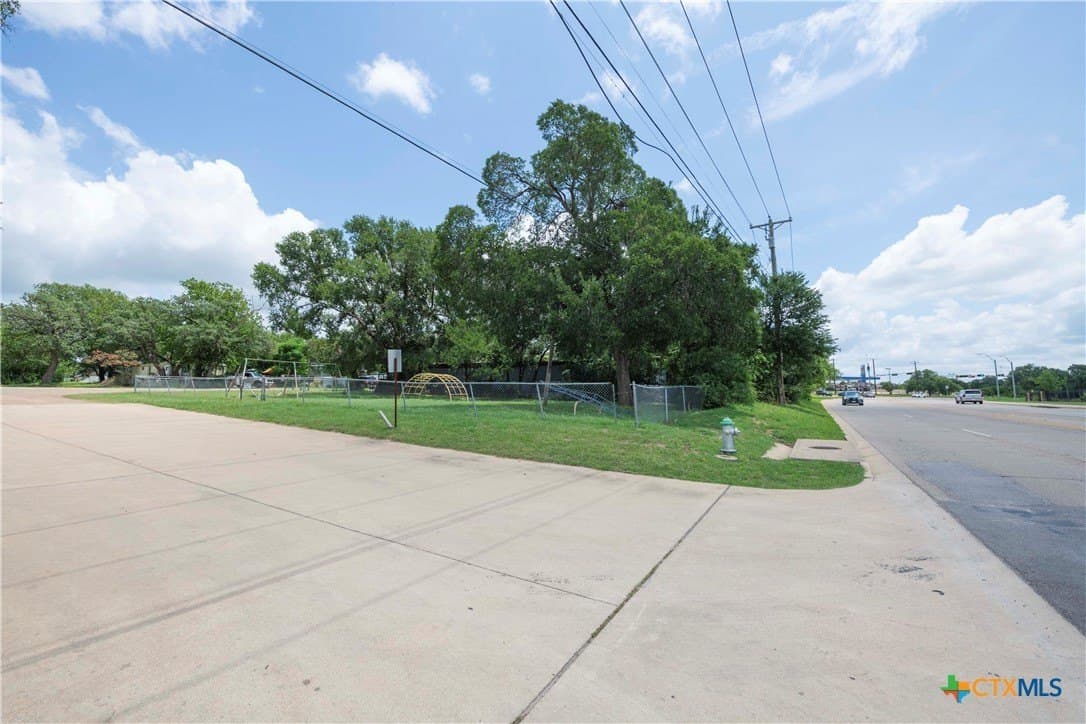20.85 acres in Bell County - photo 22