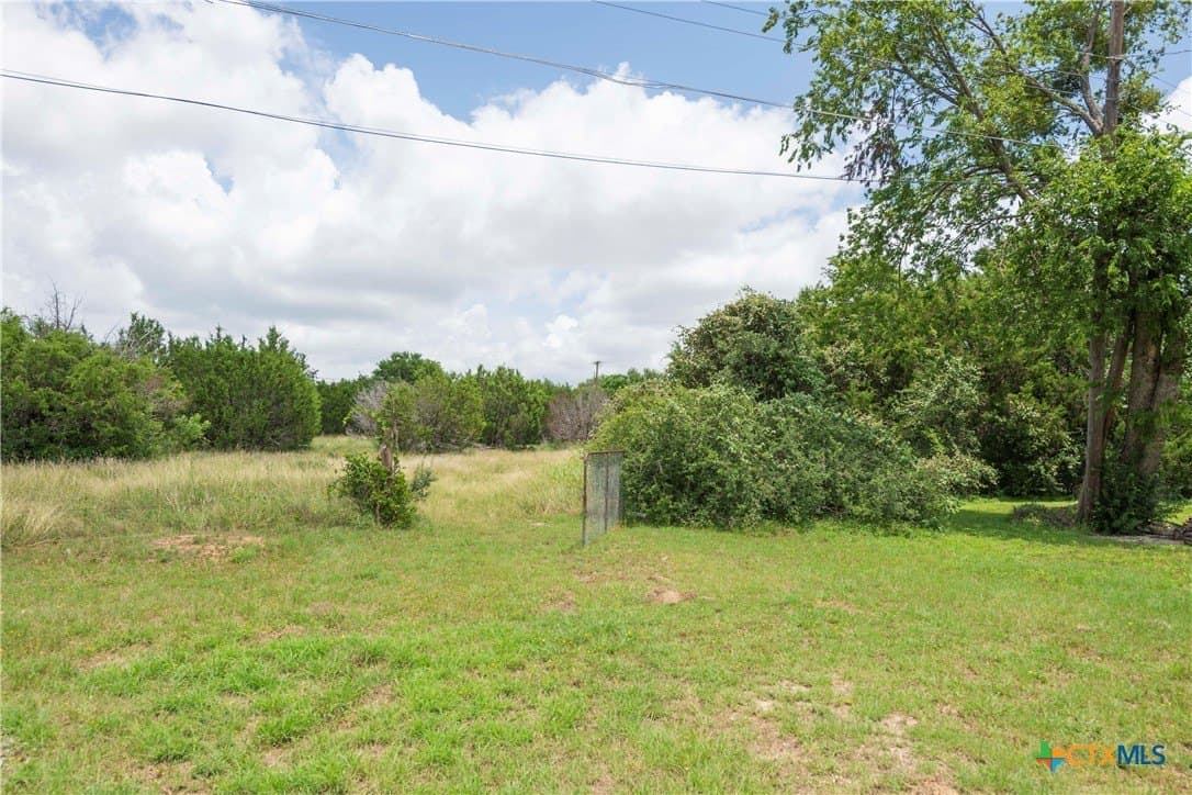 20.85 acres in Bell County - photo 13