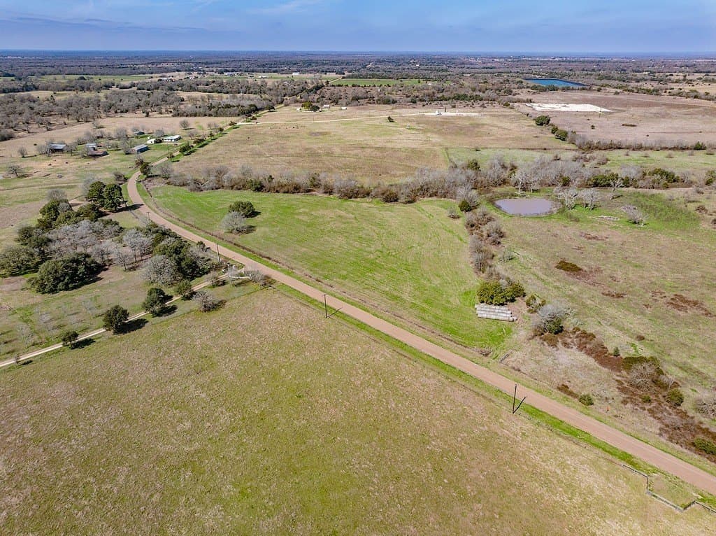 4.03 acres in Fayette County - photo 2