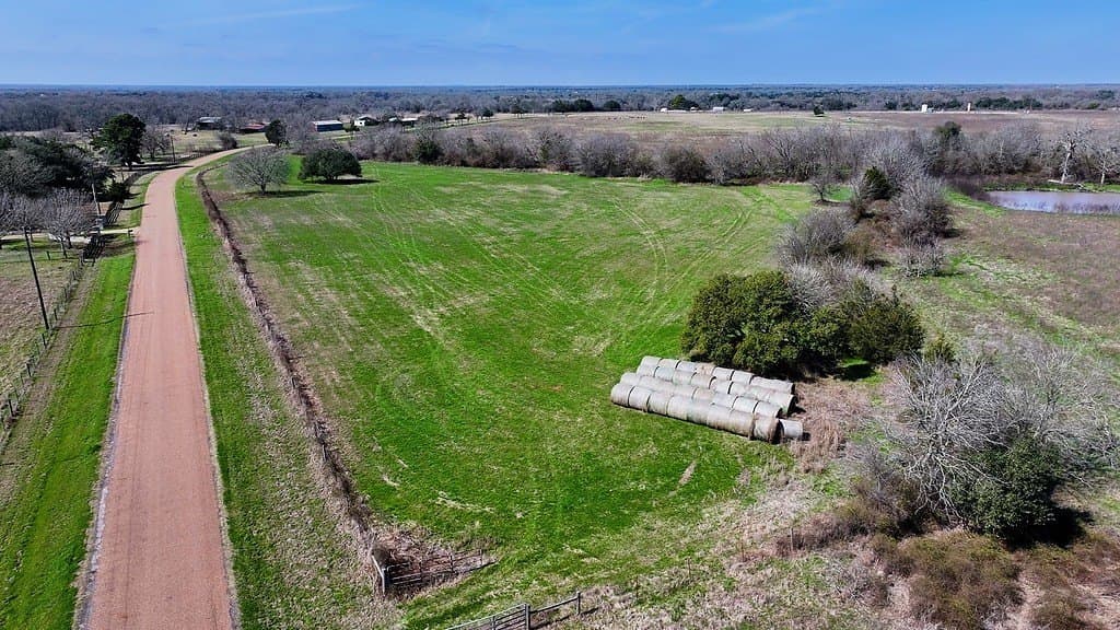 4.03 acres in Fayette County - photo 3