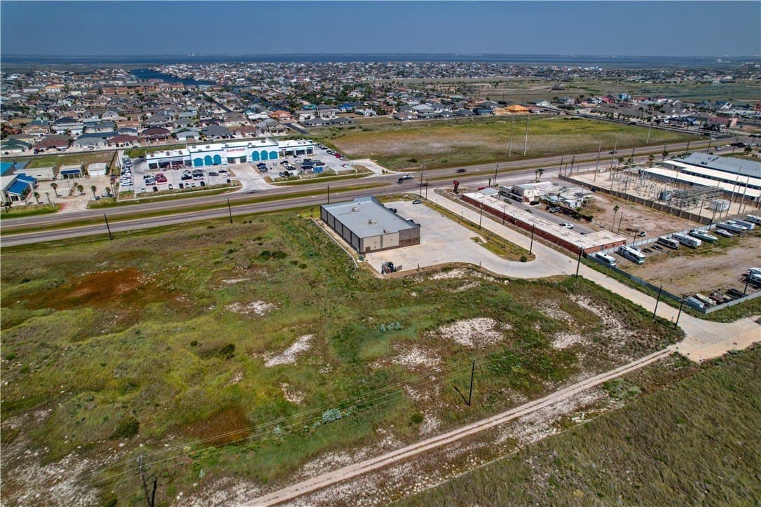 2.07 acres in Nueces County - photo 4