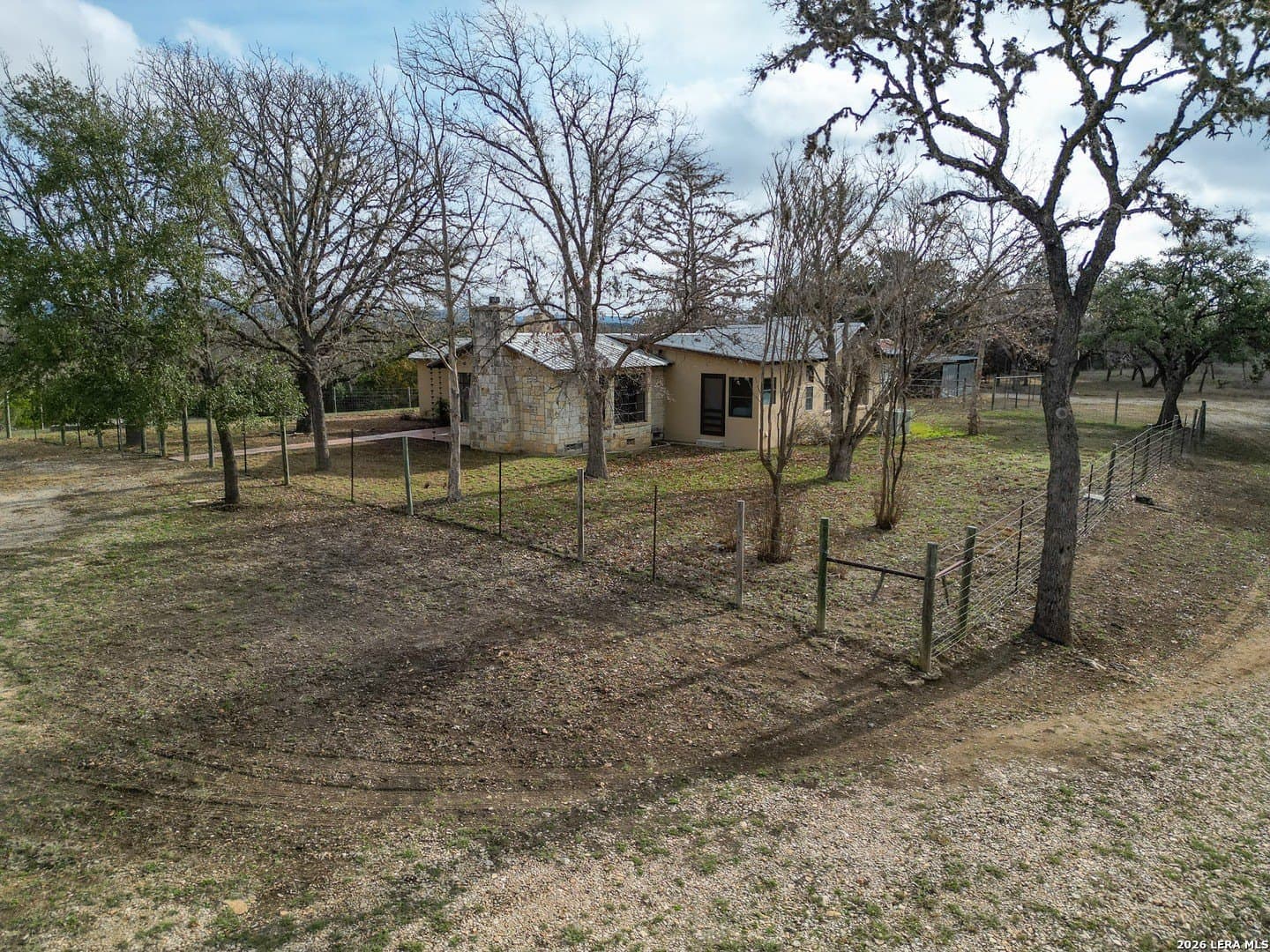 10.22 acres in Bandera County - photo 2