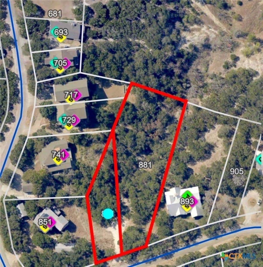 0.91 acres in Comal County - photo 2