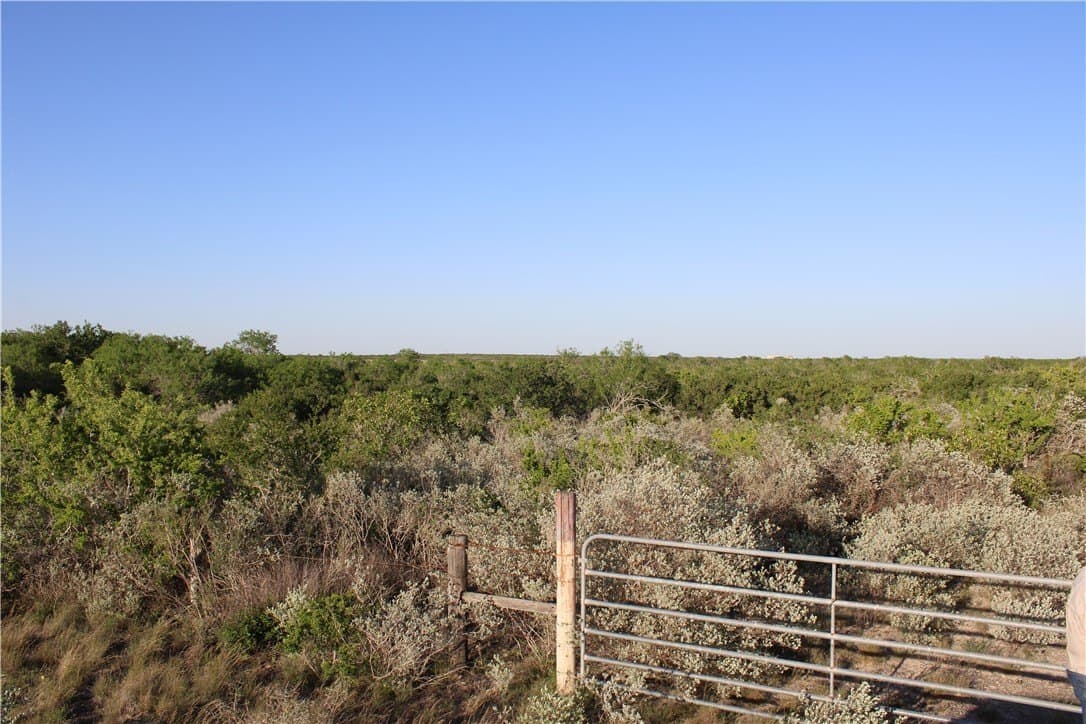 28.57 acres in Duval County - photo 8