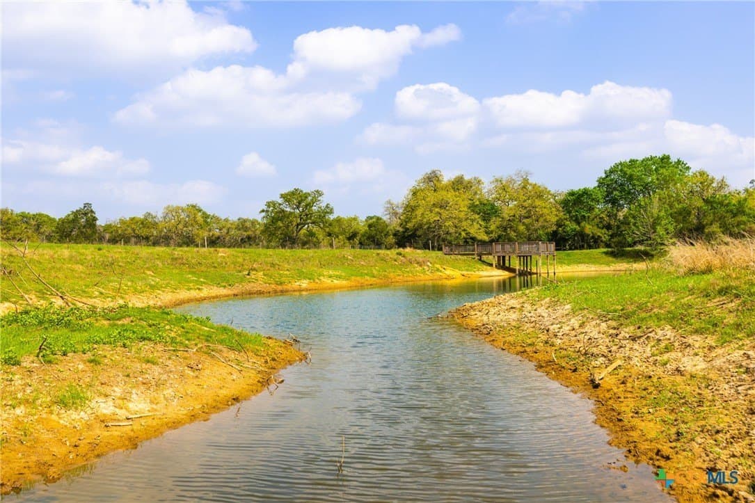50 acres in Gonzales County - photo 13