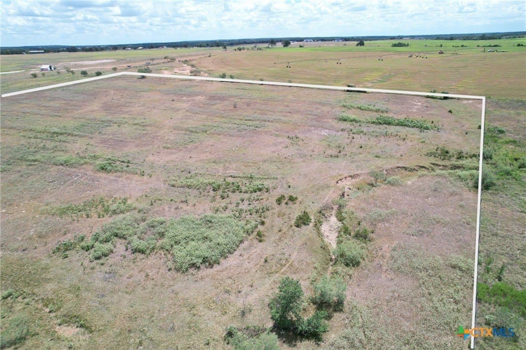 27.96 acres in Milam County - photo 6
