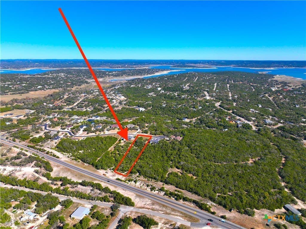 1.63 acres in Comal County - photo 4