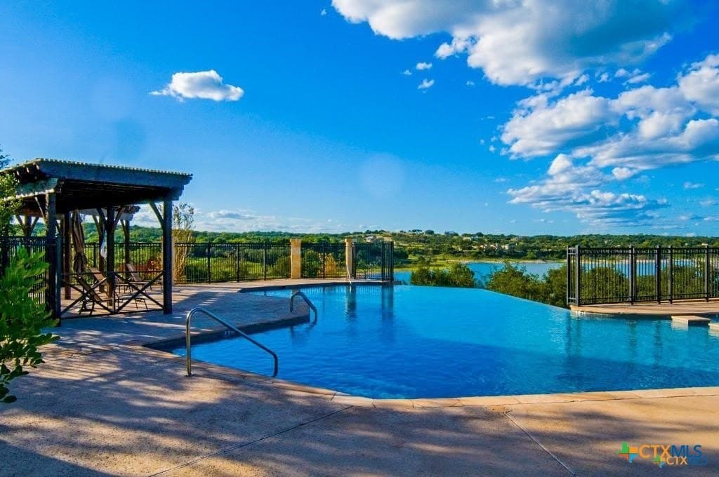 1.63 acres in Comal County - photo 15