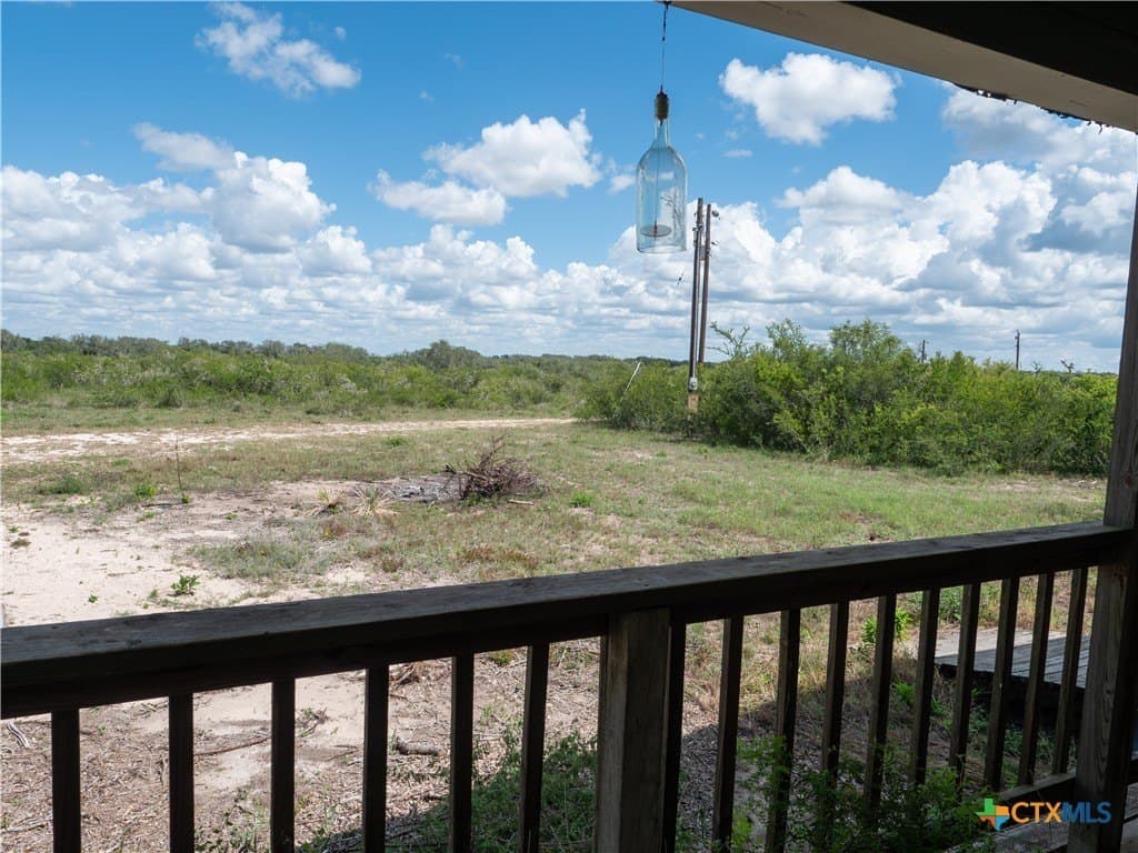 20 acres in Bee County - photo 23