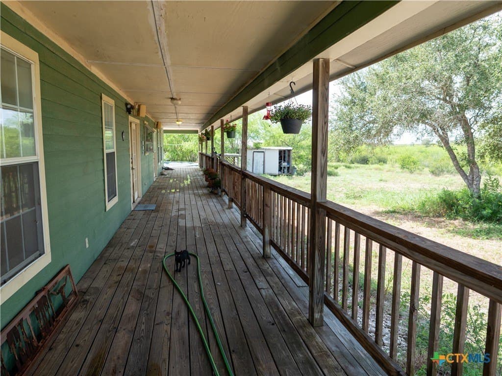 20 acres in Bee County - photo 22