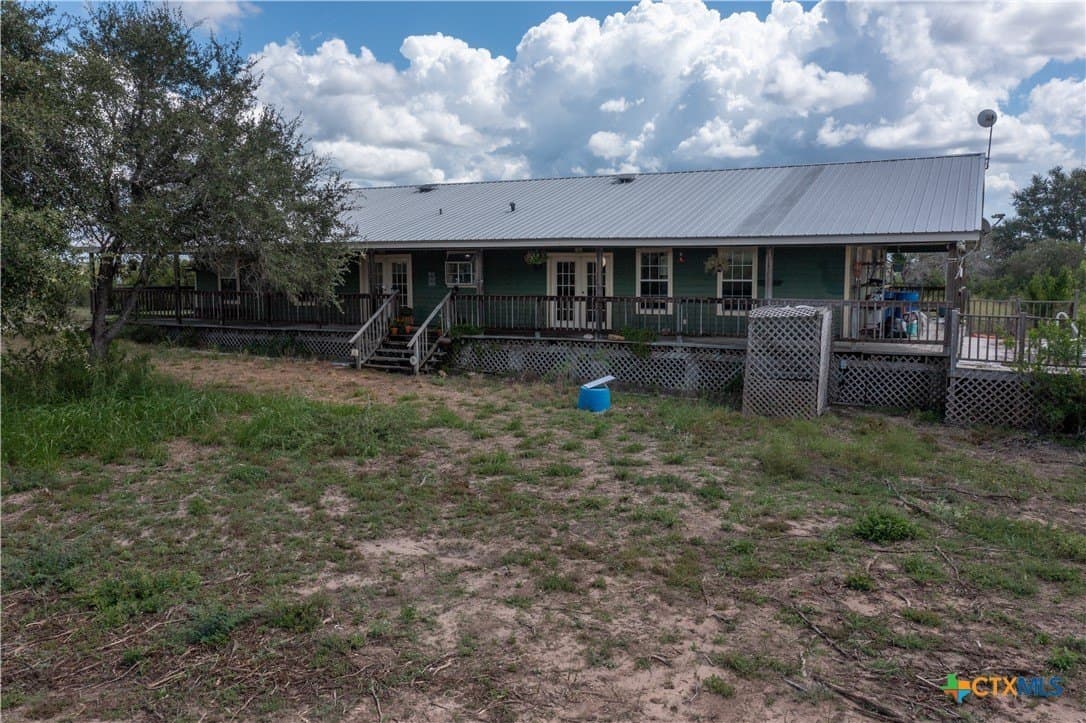 20 acres in Bee County - photo 2