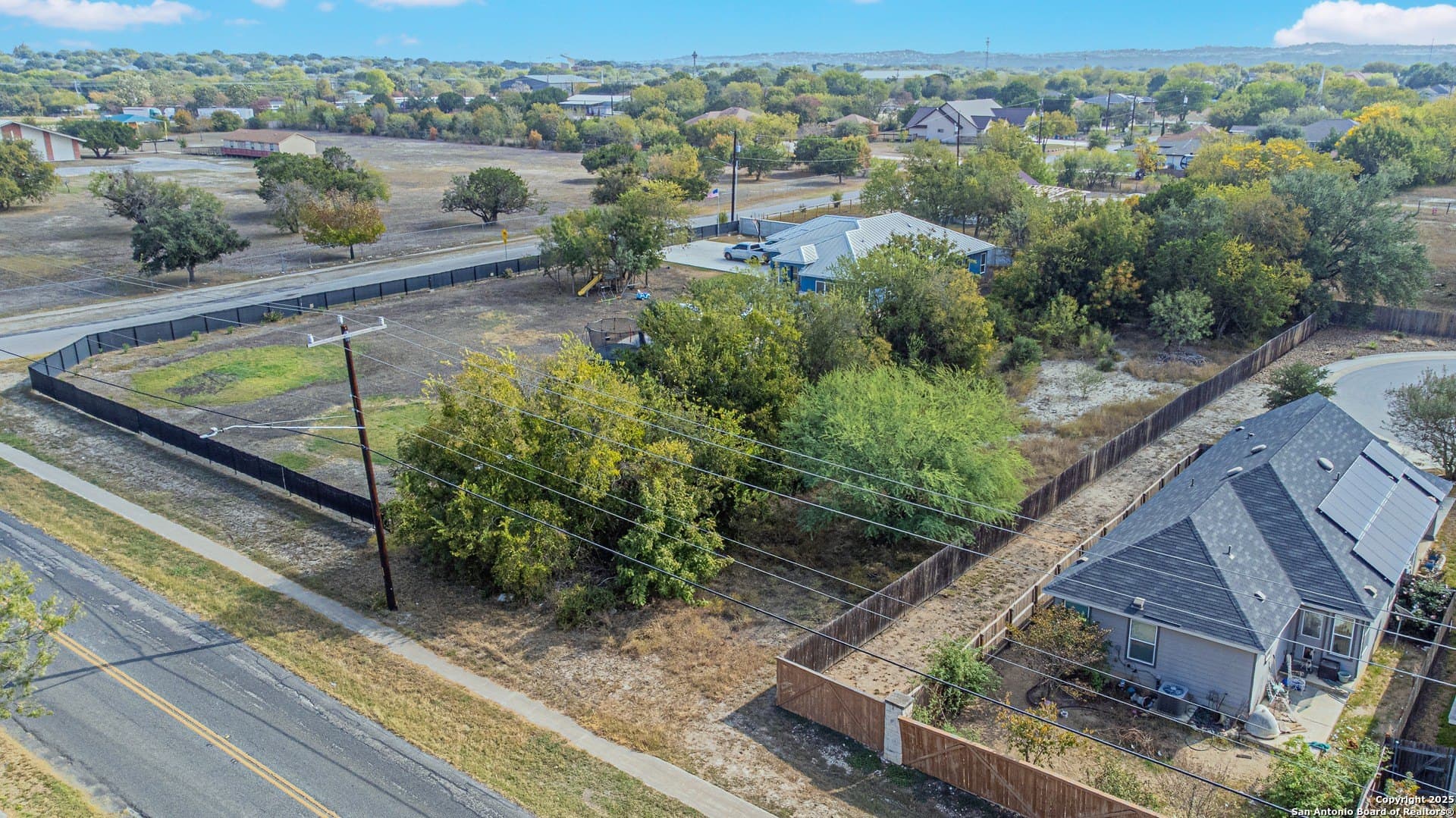 0.4 acres in Bexar County - photo 2