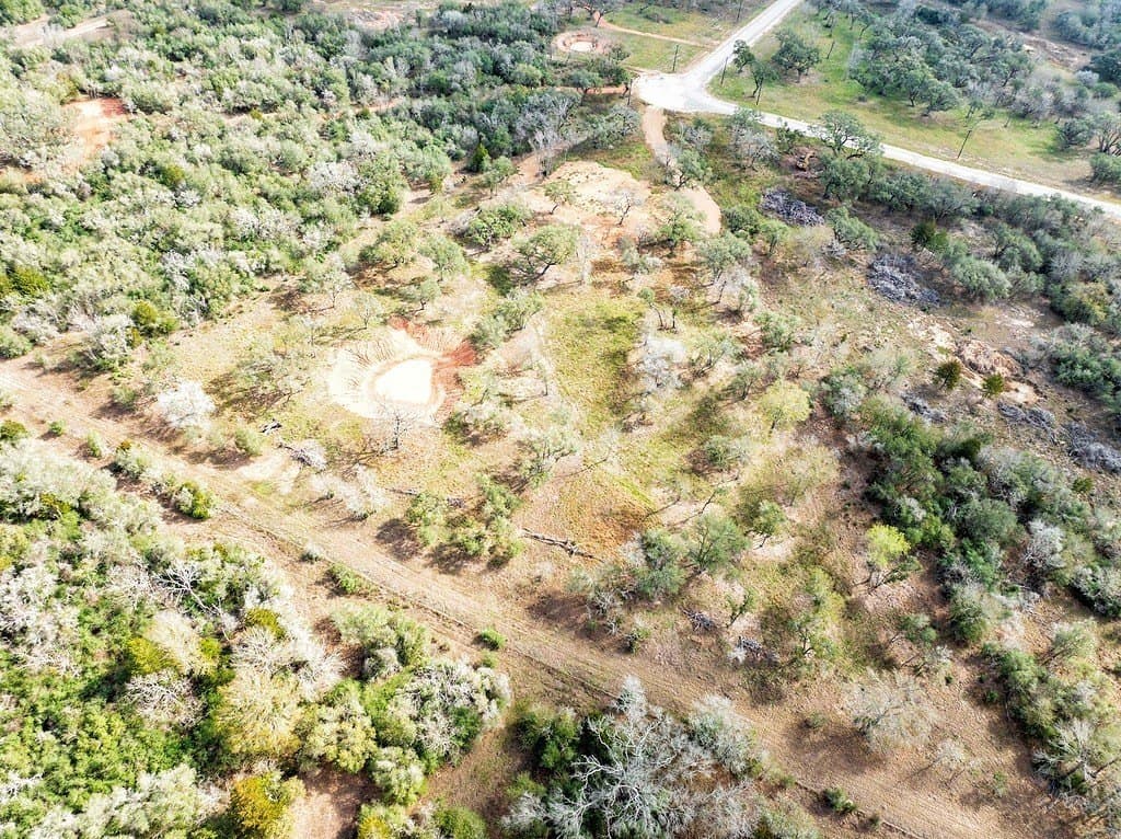 5 acres in Colorado County - photo 5