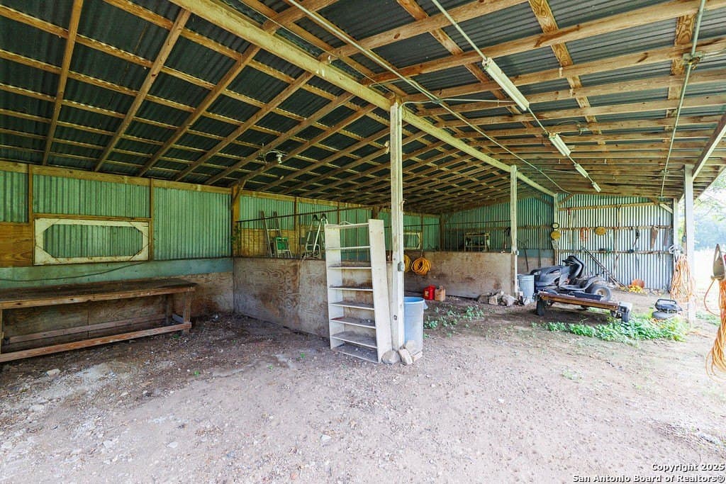 21 acres in Guadalupe County - photo 28