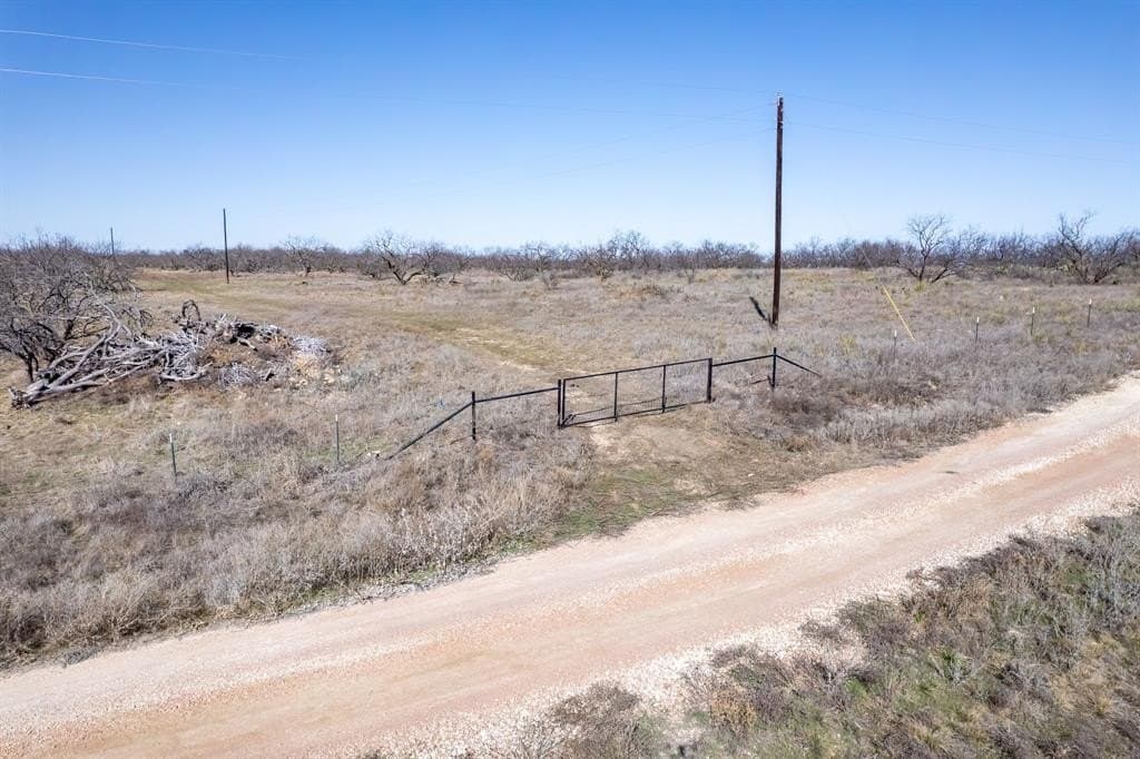 400 acres in Coleman County - photo 18