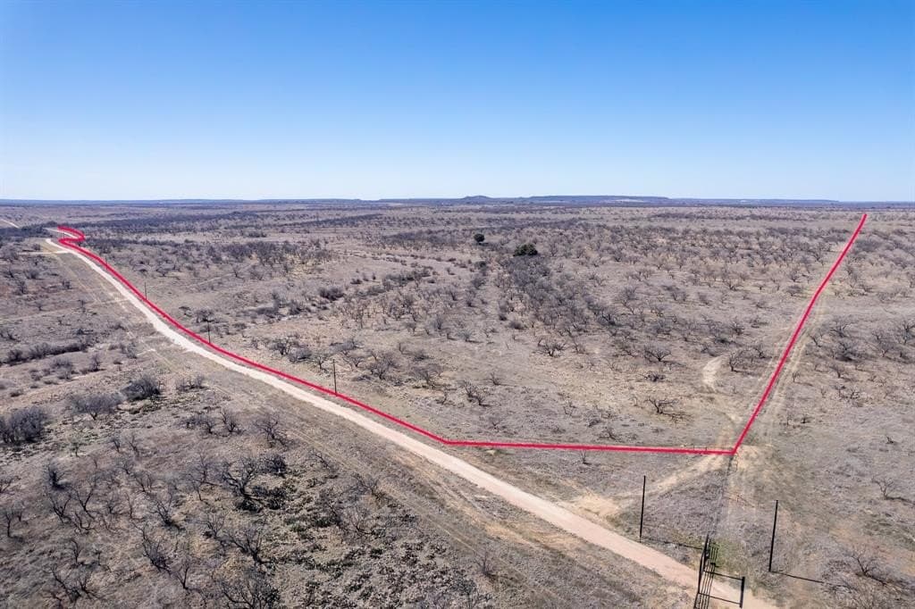 400 acres in Coleman County - photo 24