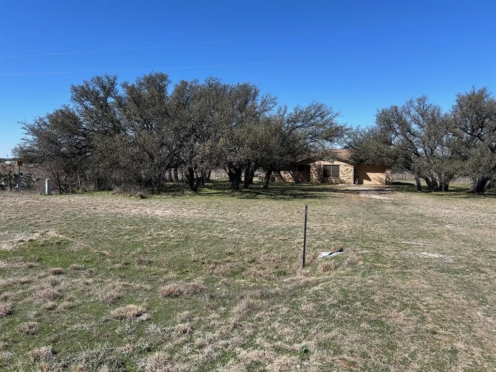 17.45 acres in Eastland County - photo 17