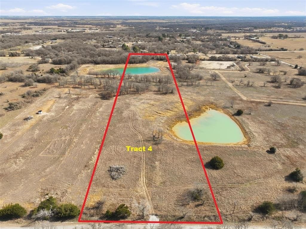 825 County Road 404