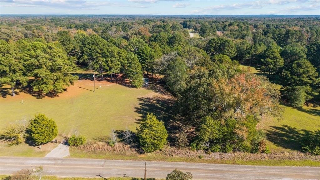 0.53 acres in Smith County - photo 9
