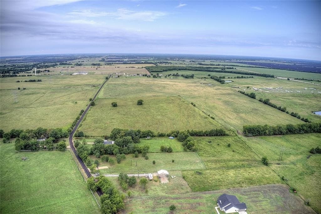 1.41 acres in Lamar County - photo 18
