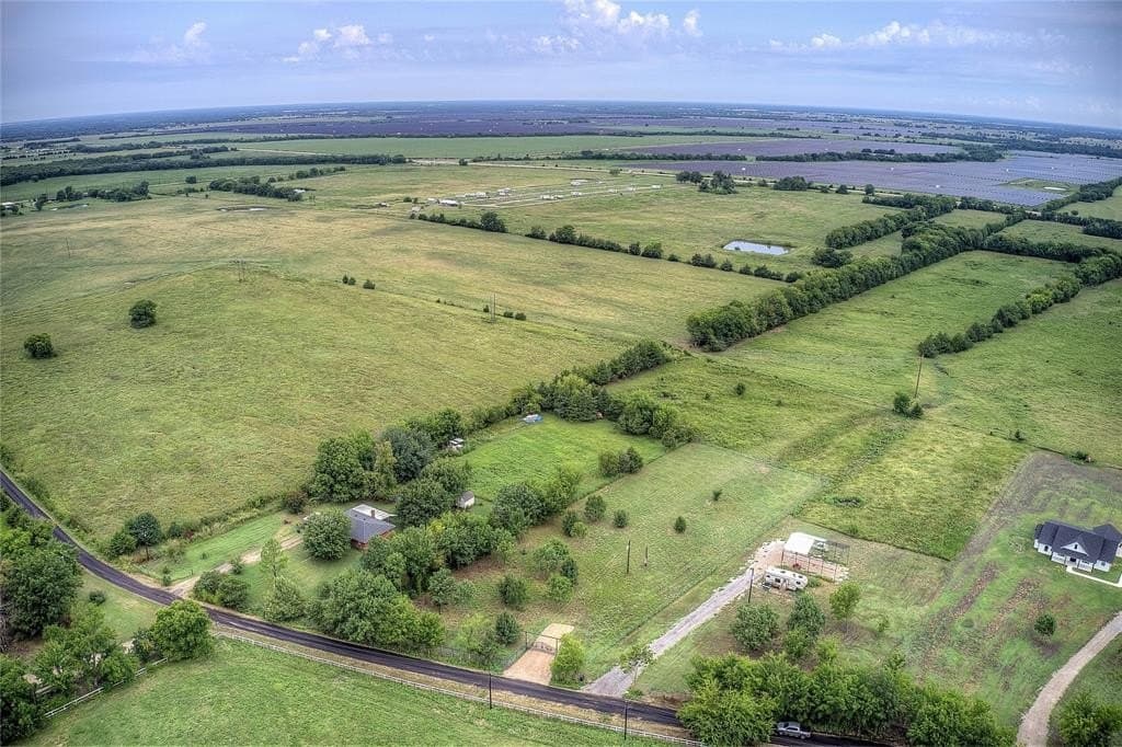 1.41 acres in Lamar County - photo 9