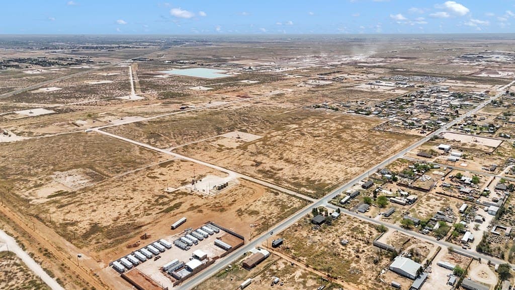 194.4 acres in Midland County - photo 4