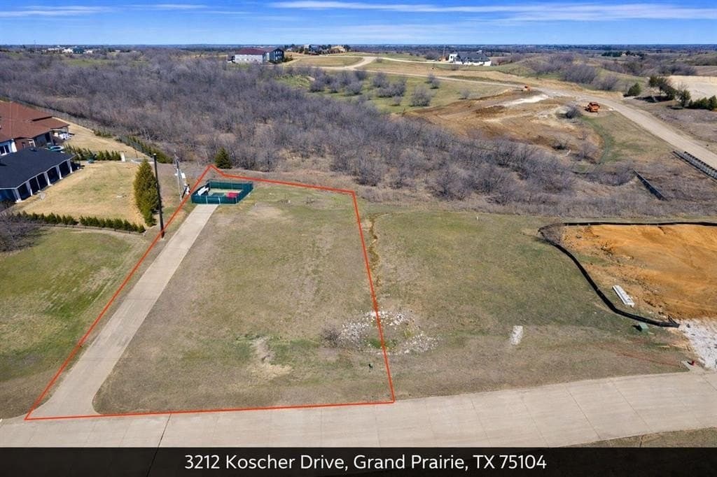0.5 acres in Dallas County - photo 5