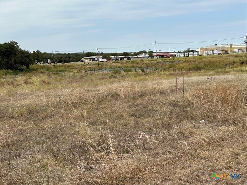 10.56 acres in Bell County - photo 2